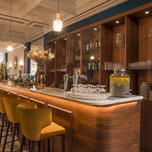 4* Otel Le Bristol