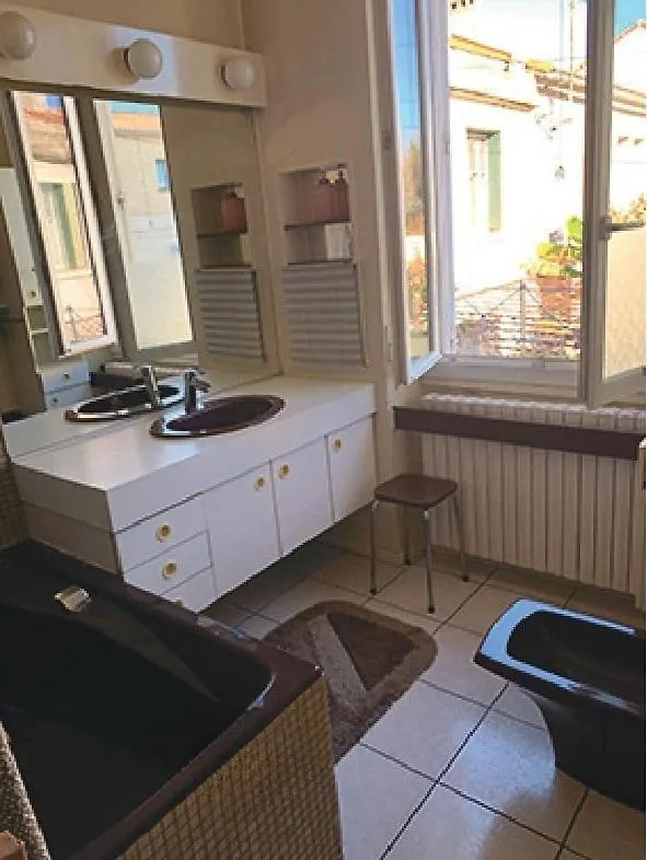 Maison Pour 5 Avec Jardin, Terrasse Vitree, Balcon, Parking Avignon Frankreich